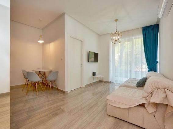 Aura Tower Apartments By Gaby Rafajlovići Kültér fotó
