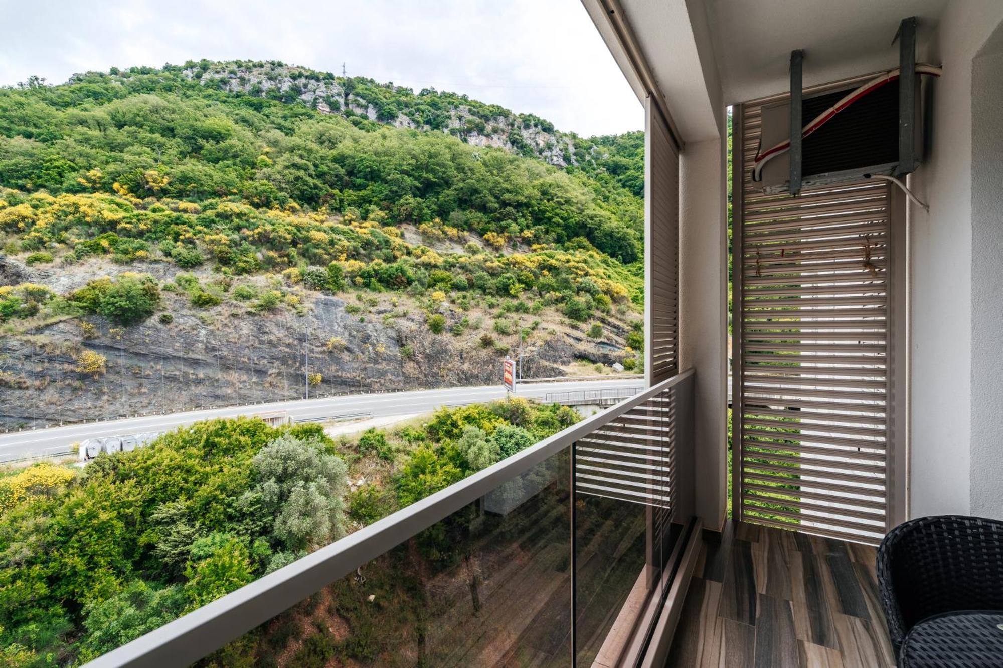 Aura Tower Apartments By Gaby Rafajlovići Kültér fotó