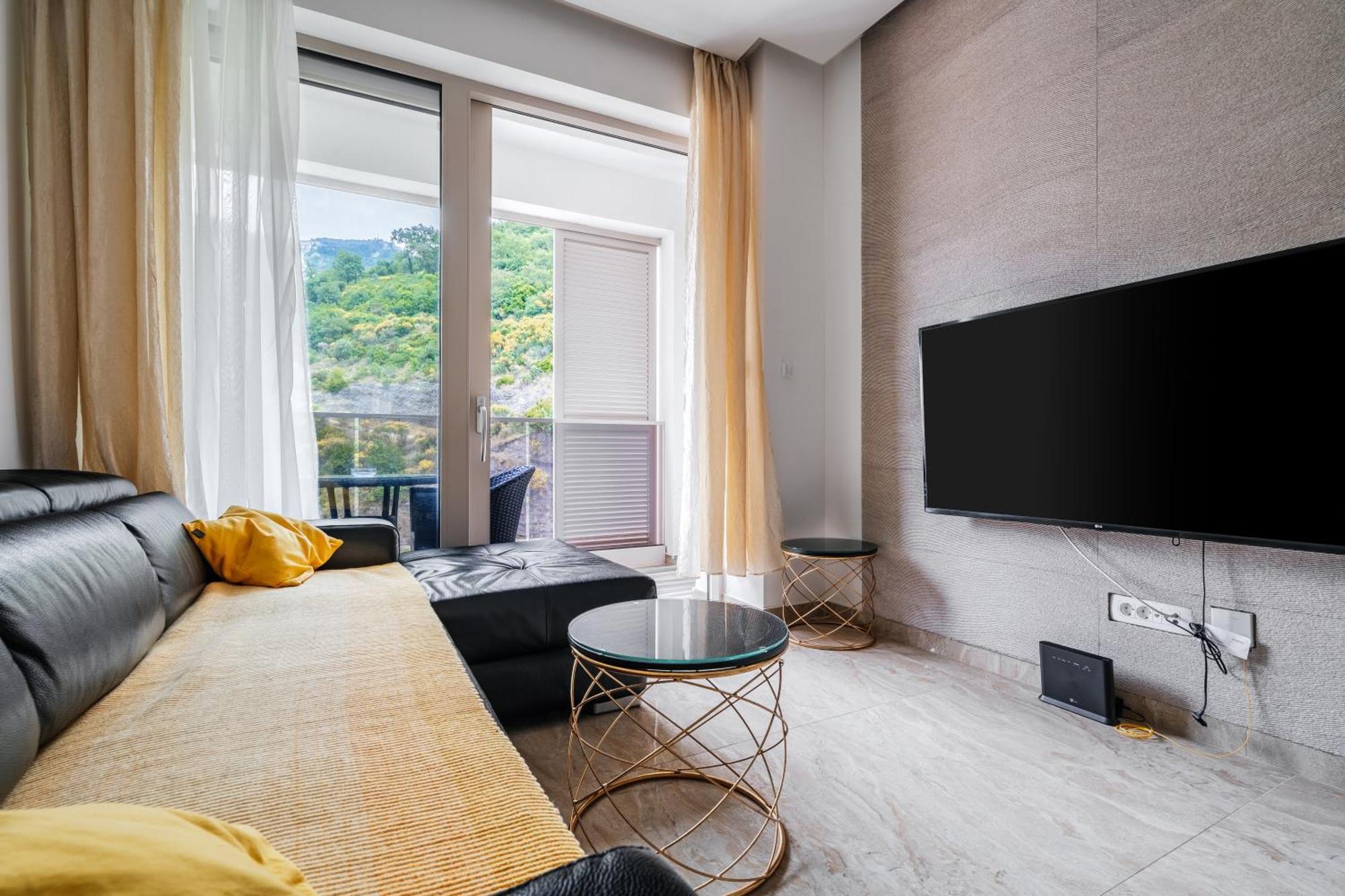 Aura Tower Apartments By Gaby Rafajlovići Kültér fotó
